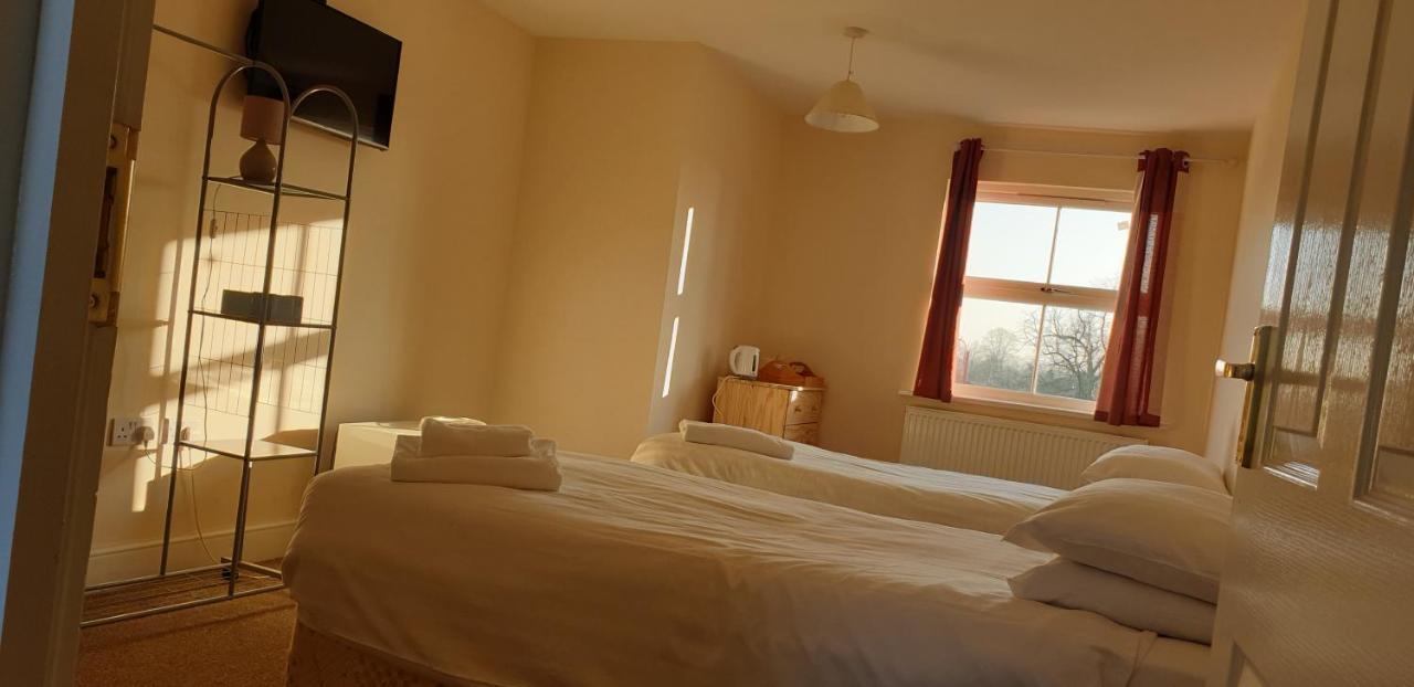Watermans Arms Hotel Londra Esterno foto